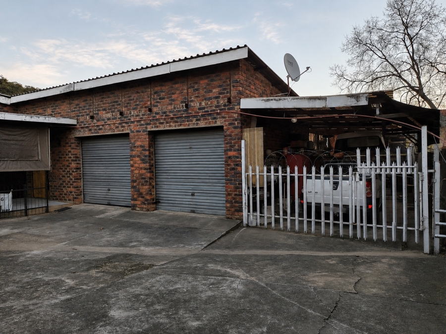 3 Bedroom Property for Sale in Bodorp North West